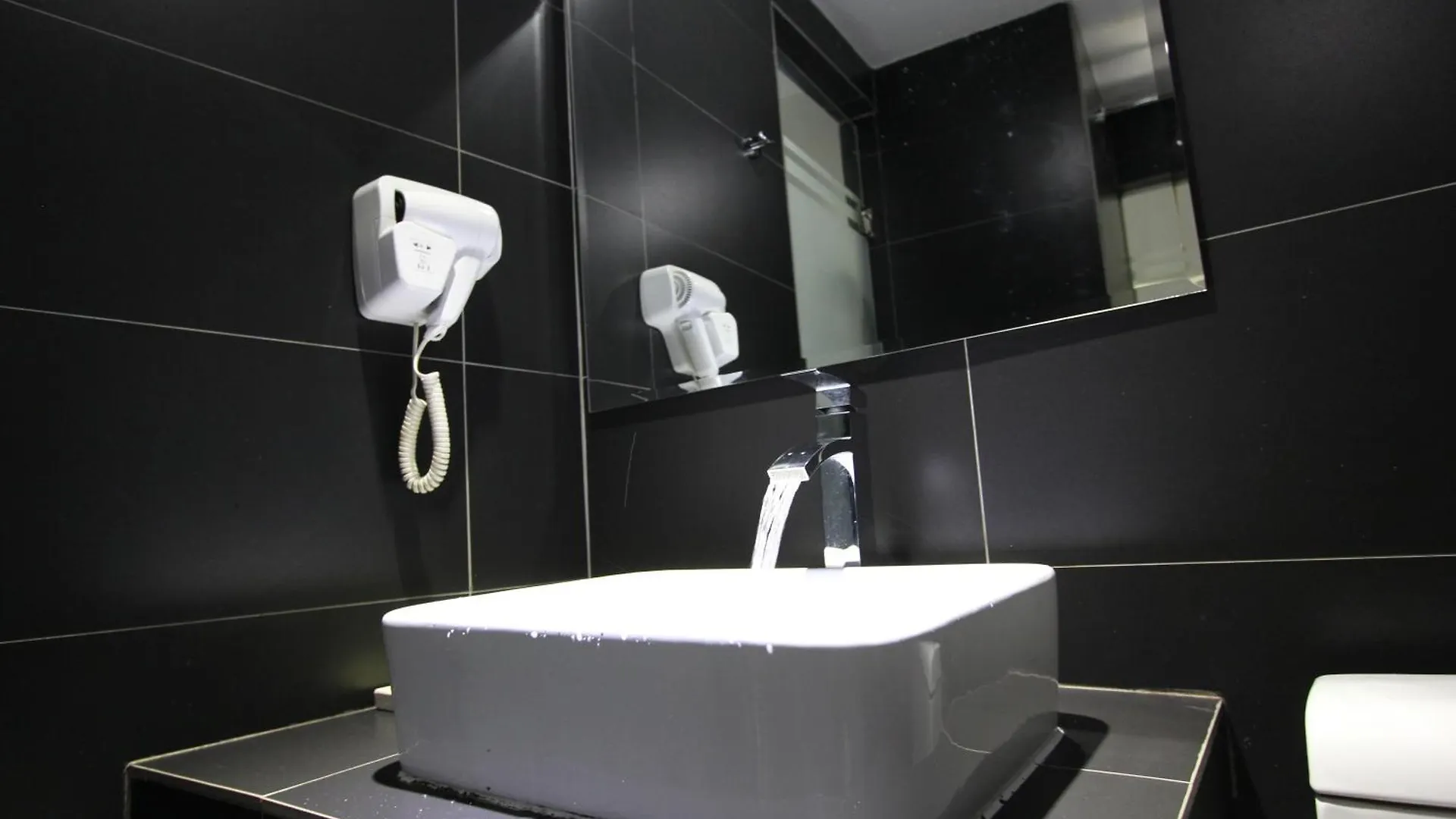 Hotel 99 Kuala Lumpur City 3*,  Malaysia